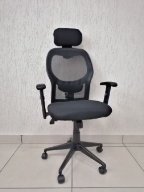 Кресло Barneo K-128 для персонала (черная ткань черная сетка) в Тюмени - tumen.ok-mebel.com | фото
