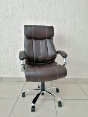 Кресло Barneo K-303 для руководителя (коричневая экокожа) в Тюмени - tumen.ok-mebel.com | фото