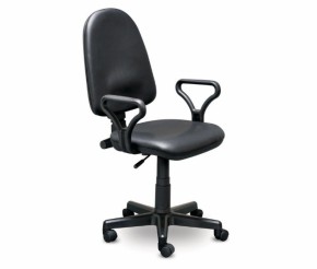 Кресло офисное Престиж+ (черный кожзам PV-1) г/п 140/ПВМ/ гольф в Тюмени - tumen.ok-mebel.com | фото 1