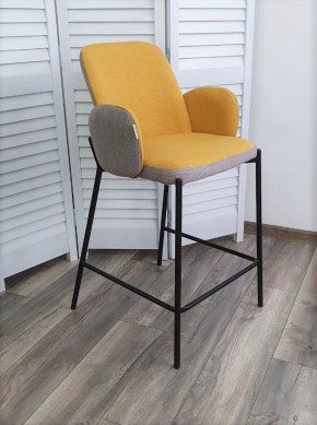 Полубарный стул NYX (H=65cm) VF106 желтый / VF120 серый М-City в Тюмени - tumen.ok-mebel.com | фото