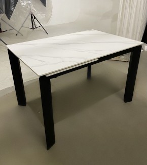 Стол CORNER 120 MATT WHITE MARBLE SOLID CERAMIC / BLACK, ®DISAUR в Тюмени - tumen.ok-mebel.com | фото 2